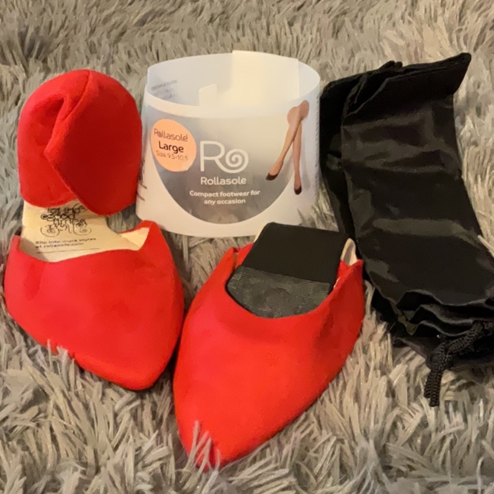 NWT Rollasole size large 9.5-10.5. Bright red